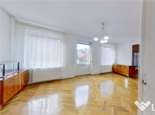 Tur LIVE! Apartament in distinsa linie, cu garaj, Central, B