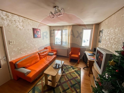 Apartament 2 camere vanzare in bloc de apartamente Suceava, Universitatii