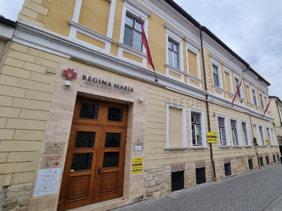 De inchiriat fosta clinica Regina Maria langa Piata Unirii