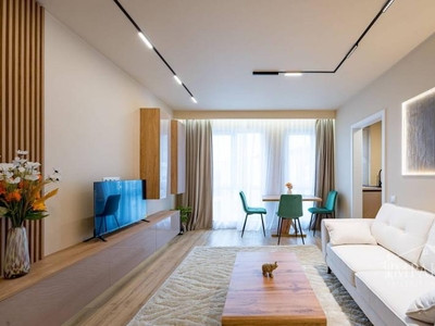 Vanzare apartament cu trei camere superb zona Parcul Poligon, Floresti!