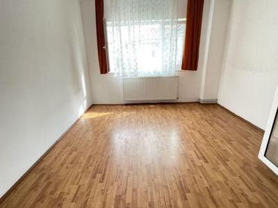 Apartament decomandat in zona Bucovina