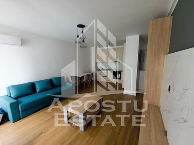 Apartament 2 camere, Zona Torontalului, Loc De Parcare