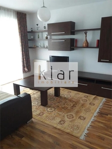 Apartament 2 camere, etaj intermediar si parcare! Zona Eroilor!