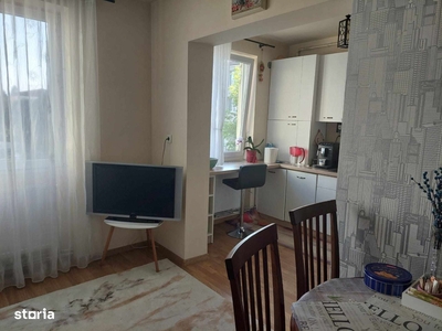 Apartament 2 camere, 48 mp - etaj 3 - zona Scala