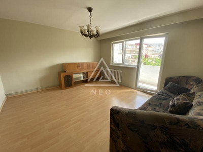 Apartament de vanzare | 3 camere | decomandat | Marasti