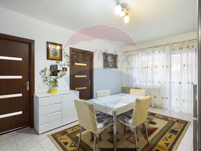 COMISION 0% Apartament cu 2 camere si loc de parcare Floresti