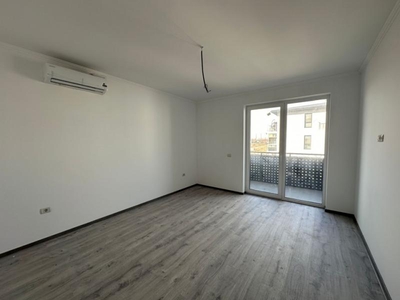 Apartament 2 camere, 56 mp, decomandat, etaj 2, in Giroc