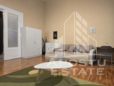 Apartament 2 Camere 64 mp, de inchiriat, Ultracentral, Semidecomandat