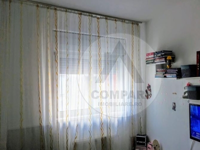 Apartament 2 camere Aradului Complexul Ring mobilat utilat