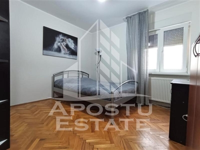 Apartament 2 camere decomandat zona Complexul Studentesc