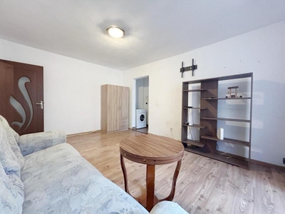 Apartament 2 camere, Etaj 1/4, 54mp, centrala proprie, zona Girocului