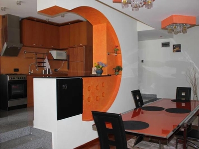 Apartament 2 camere, la vila in zona Dambovita