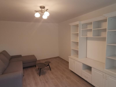 Apartament 2 camere nou renovat zona Stejari