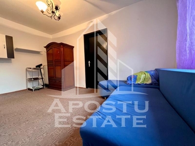 Apartament 2 camere, zona Sagului