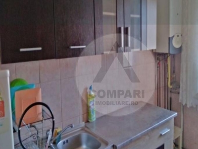 Apartament 3 camere decomandat Lipovei centrala proprie langa Scoala