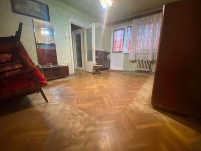 Apartament 3 camere, semidecomandat, 55mp utili, etaj 3/4, zona Dacia