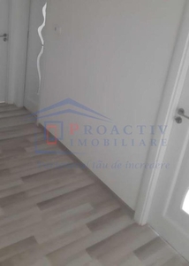 Apartament cu 2 camere, Centru, 2c5075