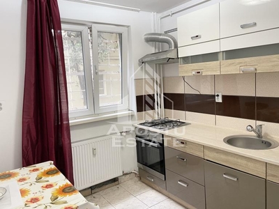 Apartament cu 2 camere, pet friendly, la parter, zona Medicina.