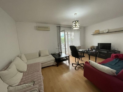 APARTAMENT CU 3 CAMERE LA INCHIRERE IN ZONA DOROBANTI