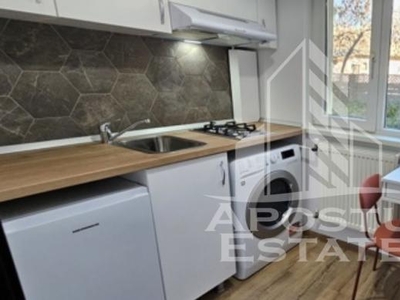 Apartament cu o camera, bucatarie inchisa, zona Olimpia Stadion