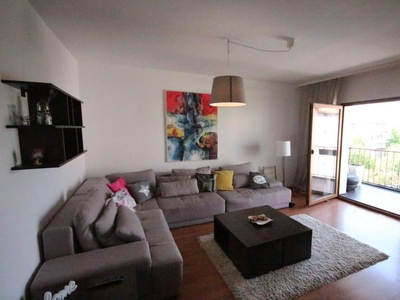 Apartament trei camere - Zona Aradului