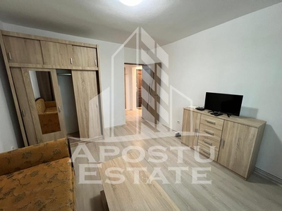 Apartament utilat situata in zona Complexului Studentesc