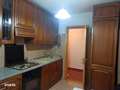 De Vanzare Apartament 2 camere Roman, 53 mp, CA Rosetti, langa politie