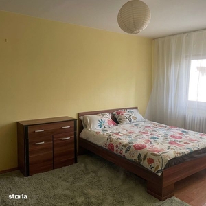 De vanzare apartament 3 camere str. Aurel Vlaicu