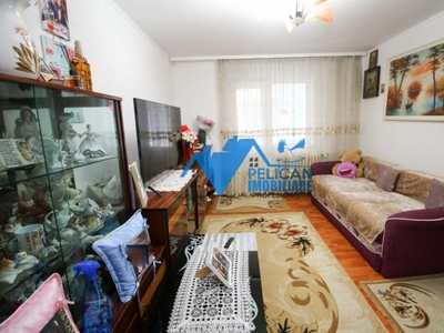 Spitalului, 2 camere, etajul 1, zona foarte buna