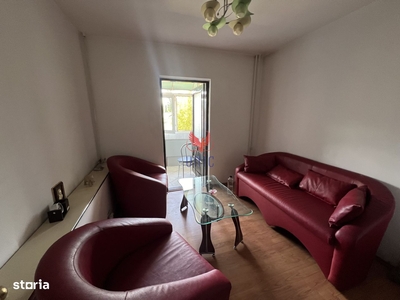 Apartament 3 camere, decomandat,etaj 1, bloc nou