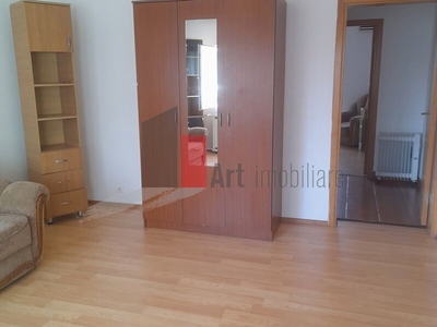 Apartament 2 camere Decebal 2 Camere Va propunem spre vanzare 2 camere situ