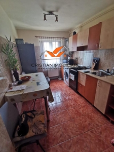 Apartament 2 camere decomandat , zona Dedeman, etaj 1 !