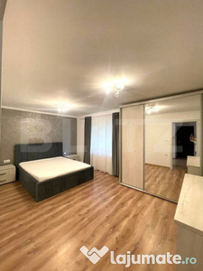 Apartament LUX, 3 camere, decomandat, 65 mp, garaj, zona UM