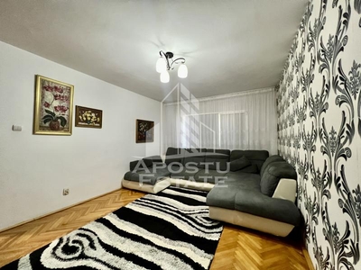 Apartament 3 camere, etaj 3, balcon deschis, lift, Simion Barnutiu