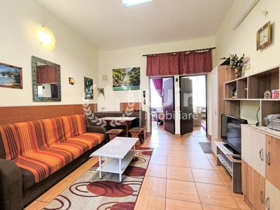 Apartament 3 camere | Imobil tip Casa | Curte | Zona str. Decebal