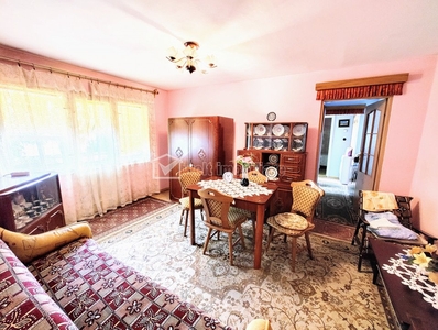 Apartament 3 camere, strada Retezat, Manastur