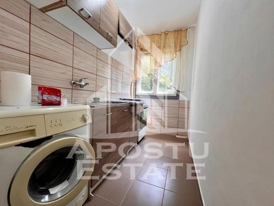 Apartament 3 camere, zona Sagului