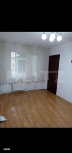 Apartament 3 camere,pozitie excelenta, zona Dacia