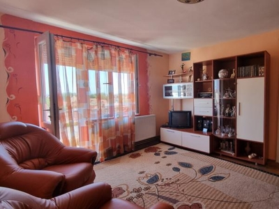 Apartament caramida 2 camere Solidaritatii cu balcon