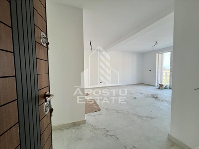 Apartament cu 2 camere in Giroc zona Lidl, etaj intermediar.