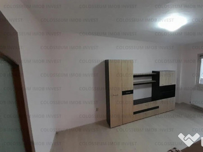 Apartament cu doua camere, decomandat-Zona Sp. Judetean