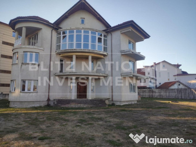 Casa 12 camere, 750 mp, Pitesti