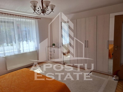 Casa cu 4 camere, curte proprie, loc de parcare, renovat, Ciarda Rosie