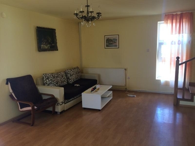 Casa cu 4 camere de inchiriat, Alba Iulia, Ampoi 3, Pret 700 Euro