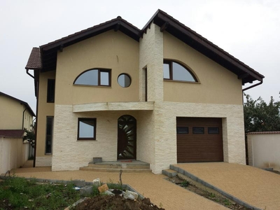 Casa De Inchiriat - 1500 eur - Cetate, Alba Iulia