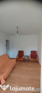 Inchiriez apartament 2 camere zona Center