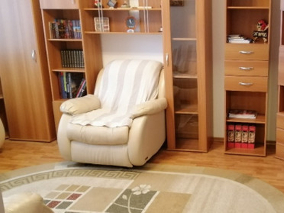 Închiriez apartament 3 camere decomandate Dr. Taberei Valea Ialomitei