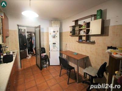 Vand apartament 3 camere Frumoasa