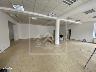 Spatiu comercial de inchiriat - 200 mp utili - Zona Centrala