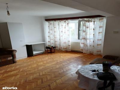 Apartament cu 2 dormitoare si living cu bucatarie